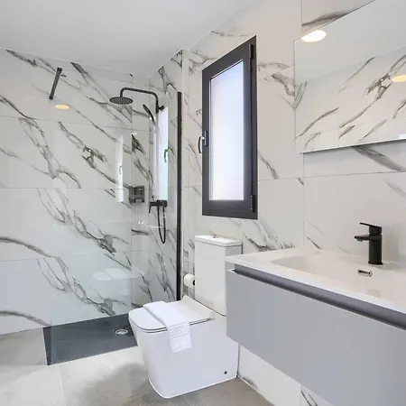 Picasso Caleta Villa *